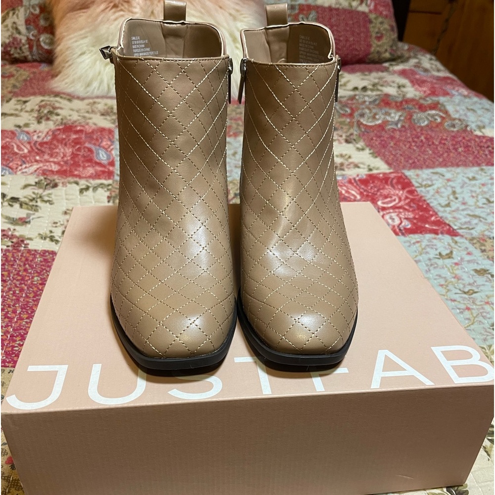Nice ladies boots